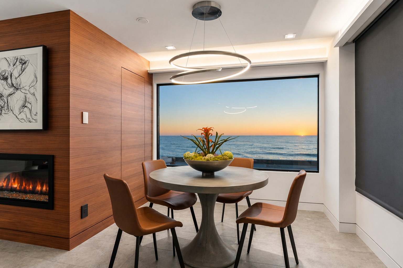 Dining table with panoramic Pacific view