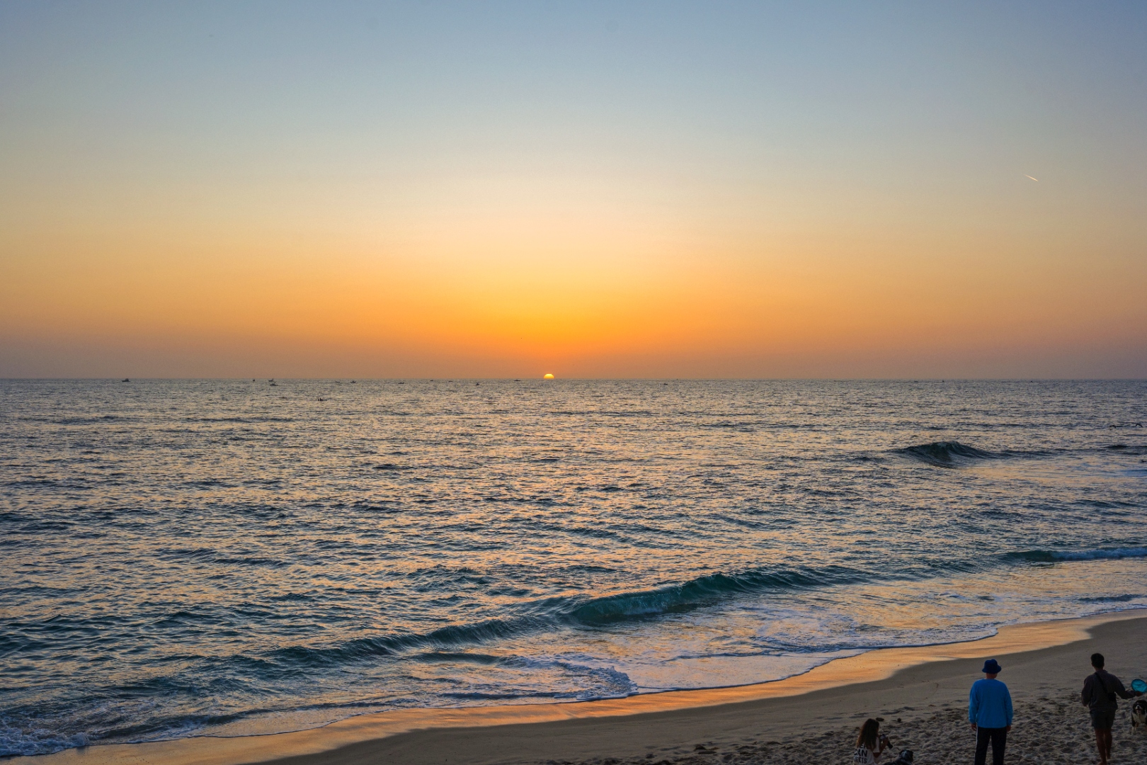 La Jolla coastline at golden hour sunset with the Pacific Ocean