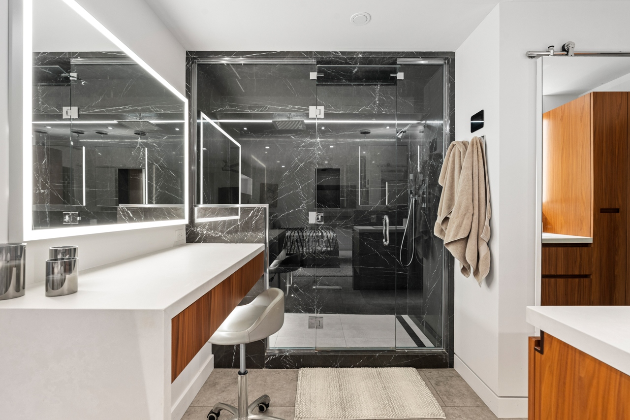 Spa steam shower in primary suite